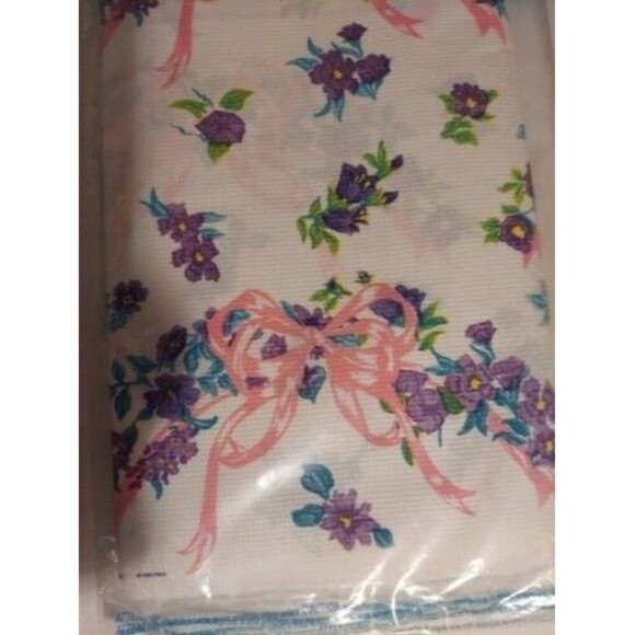3 Floral medley plastic backed table cloth cover unopened - Picture 3 of 6